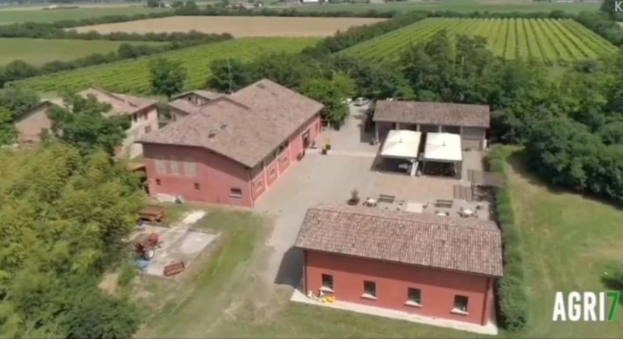 Agriturismo Corte Dei Landi Cade Zewnętrze zdjęcie